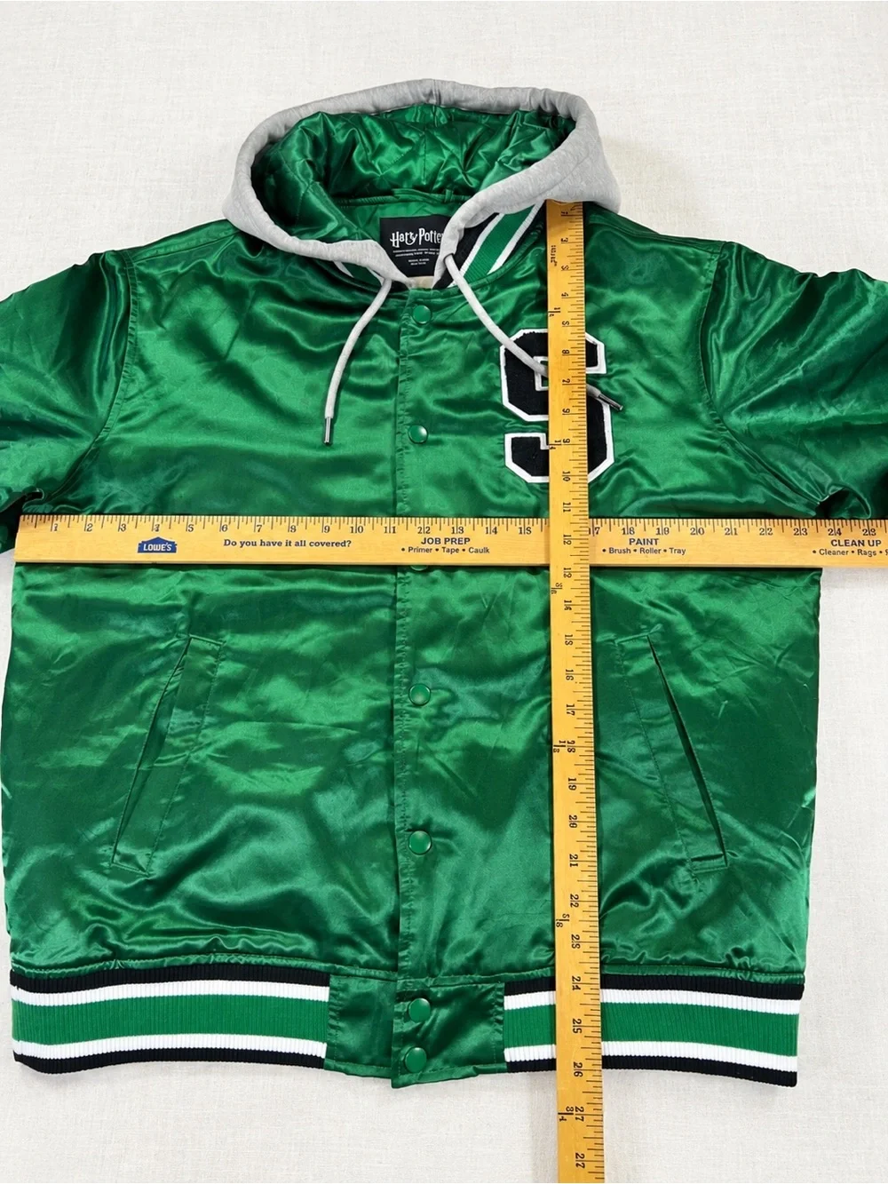 2019 Bioworld Officially Licensed Harry Potter Slytherin Bomber Jacket Size M